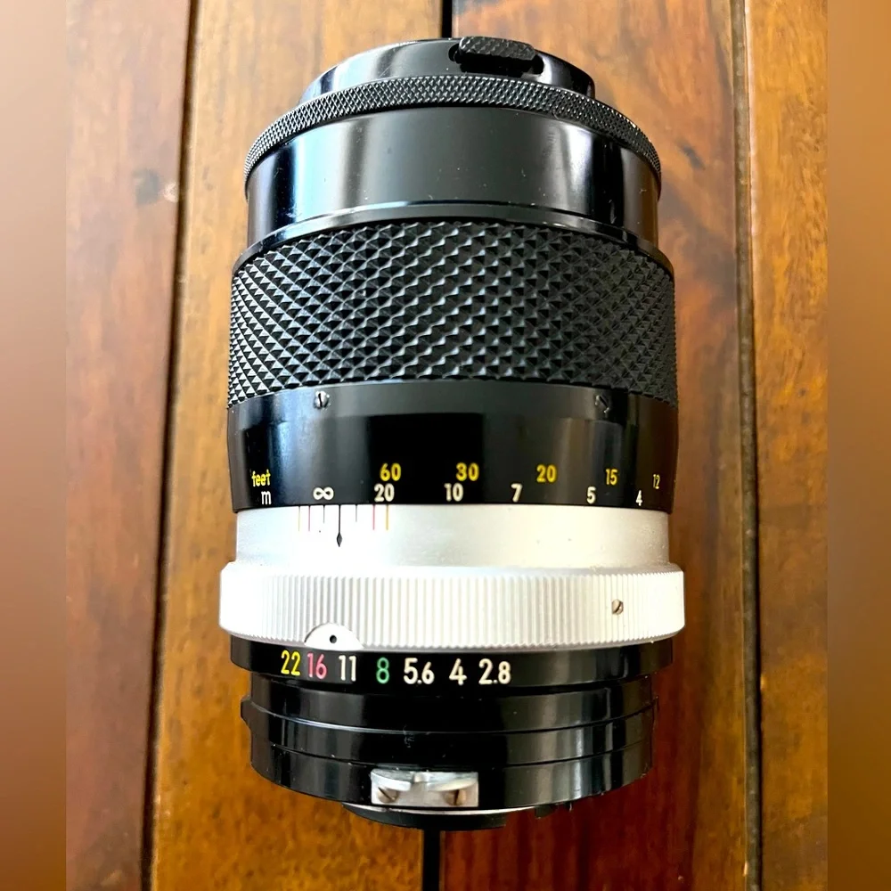Nikon Nikkor-Q Auto 135mm Lense